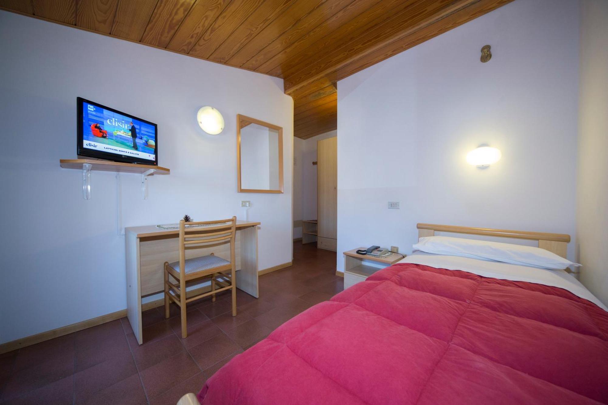 Hotel Trentino Фольгария Экстерьер фото