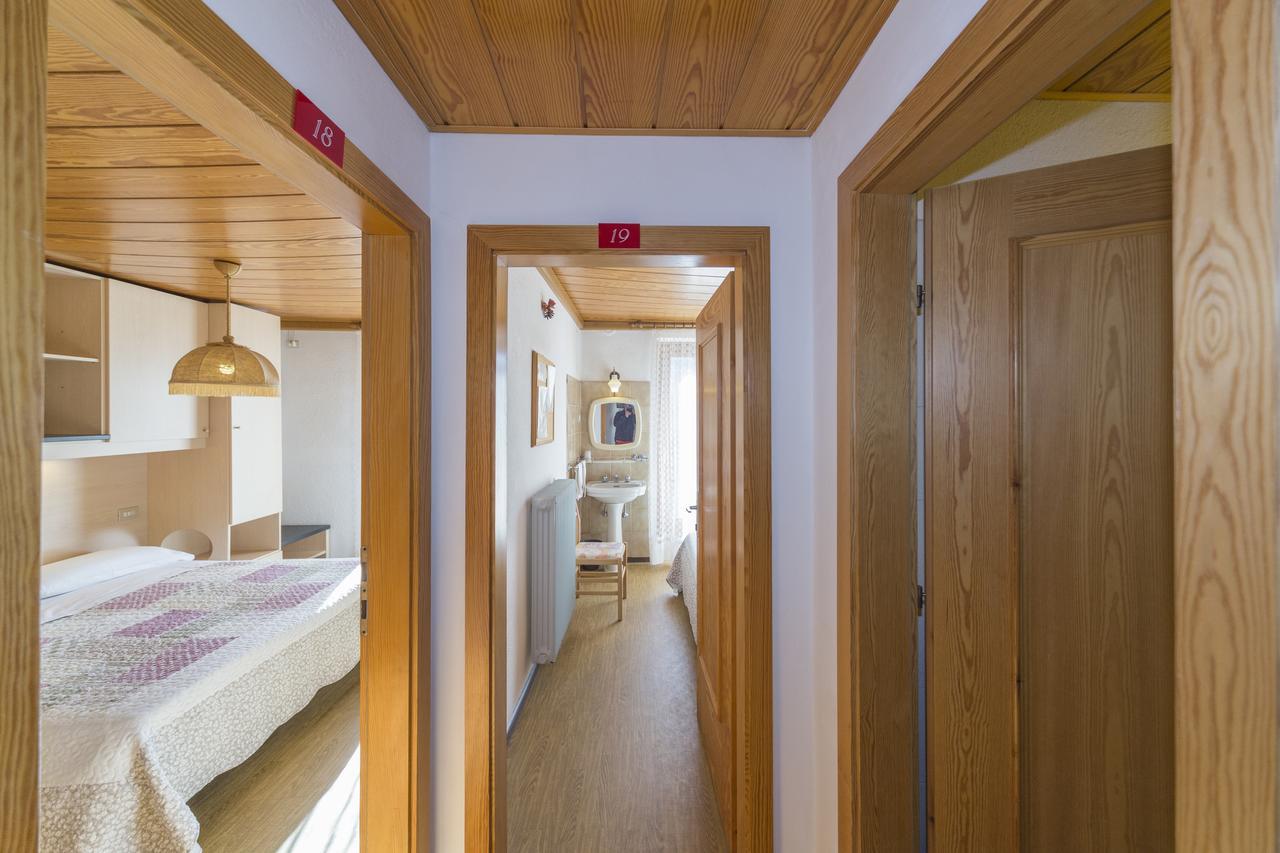 Hotel Trentino Фольгария Номер фото